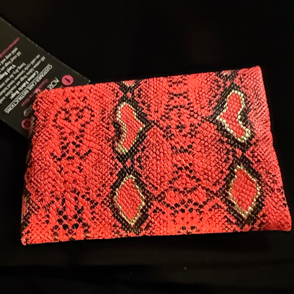 Red Patterned Women's Bag - Picture 4 of 5